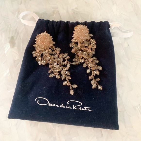 Oscar de la Renta Jewelry - 💕Oscar de la Renta Clip On Cascade Earrings